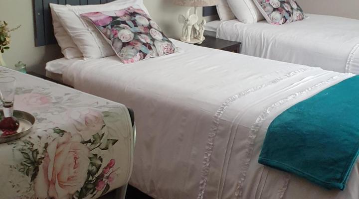 Dragon's Lair Guest Lodge