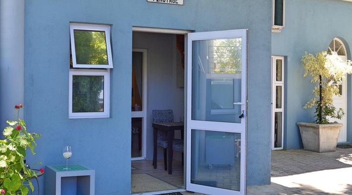 1AA Wilhelminia Apartments