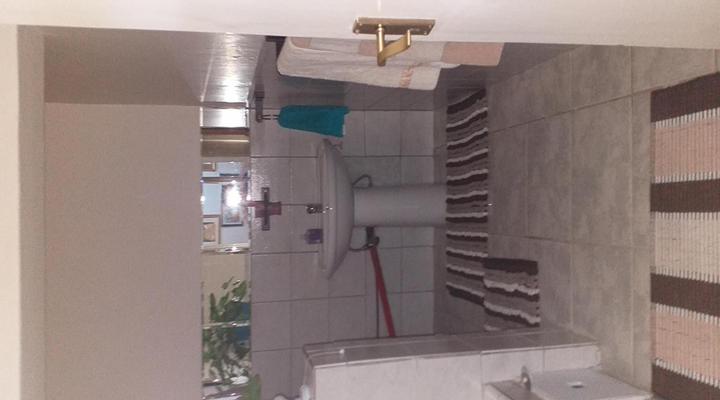 Kwa-Dlamathe Guesthouse