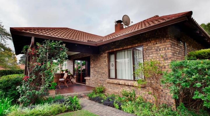 Olivers Restaurant, Lodge and Wellness Centre