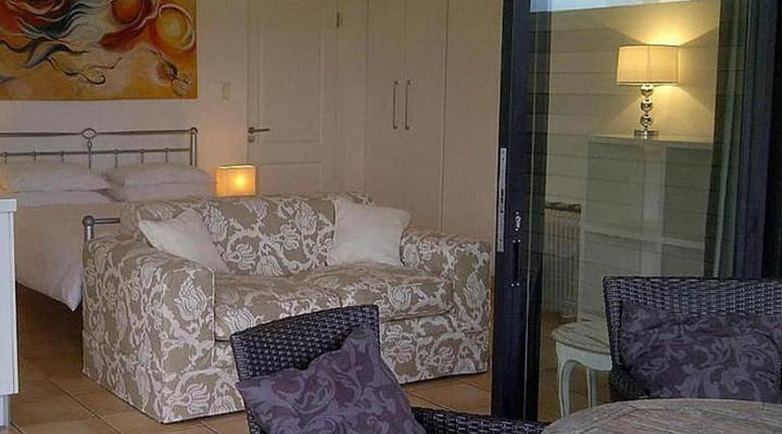 Upperbloem Guesthouse and Apartments in Bo-kaap