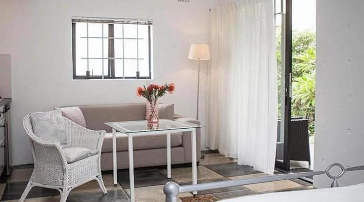 Upperbloem Guesthouse and Apartments in Bo-kaap