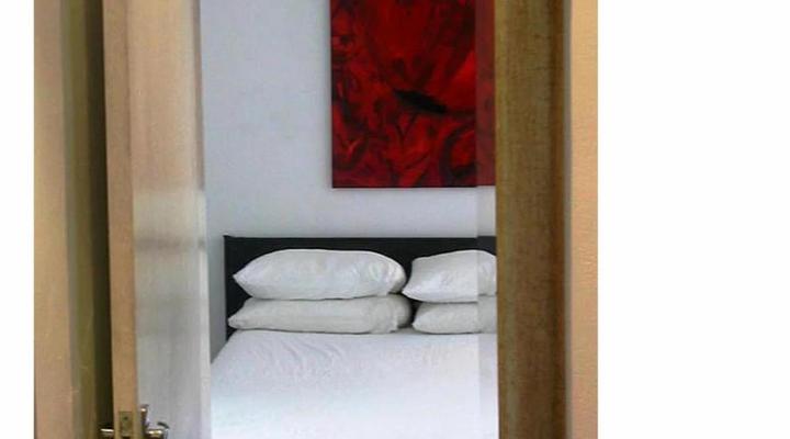 Upperbloem Guesthouse and Apartments in Bo-kaap