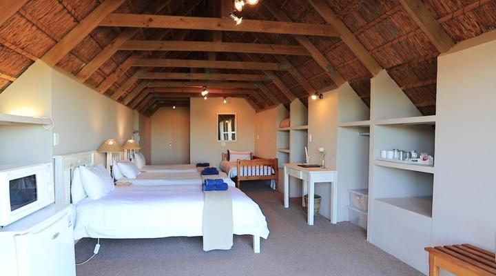 Zoutpan Struishuis Guest Farm