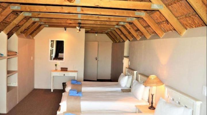 Zoutpan Struishuis Guest Farm