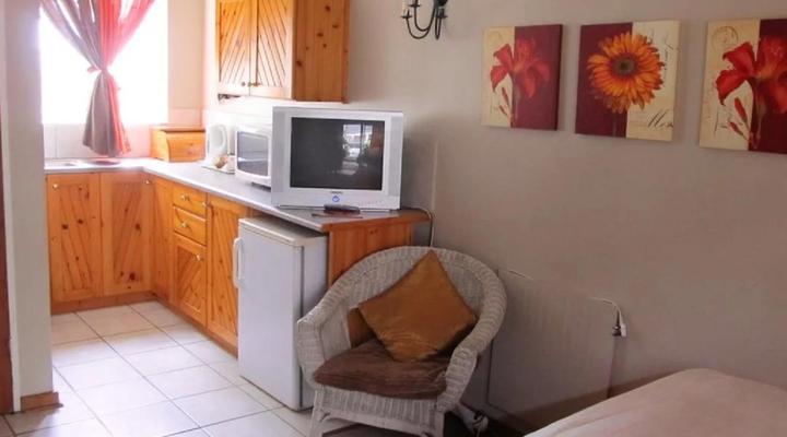 Fisant, Bokmakierie & Hoephoep Guesthouse