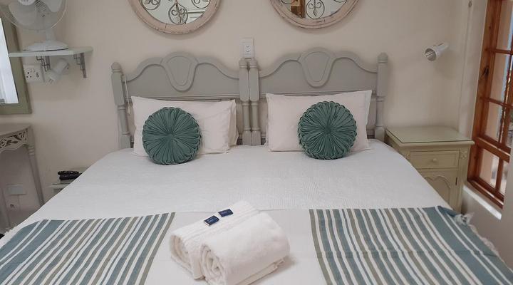 Sandstone Chameleon Guest House