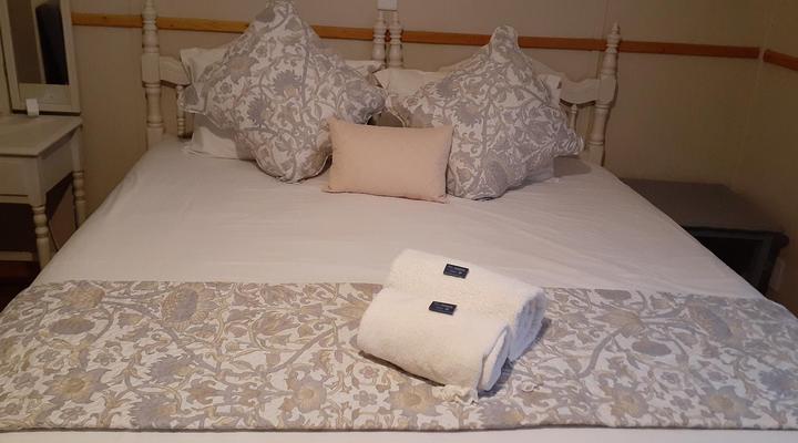 Sandstone Chameleon Guest House