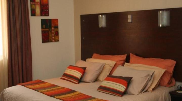 The Maple Village Guest Lodge B & B