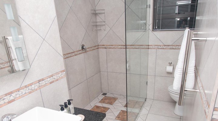 Van Den Bergs Guesthouse B&B