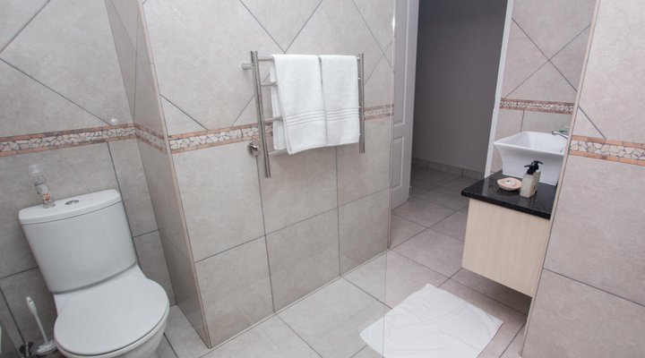 Van Den Bergs Guesthouse B&B