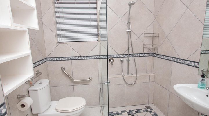 Van Den Bergs Guesthouse B&B