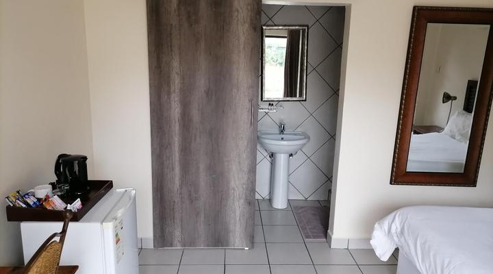 Hide Place Lodge and Spa