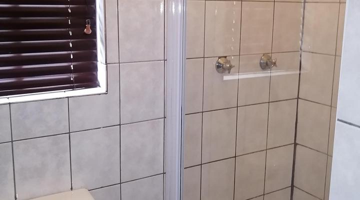 Hide Place Lodge and Spa