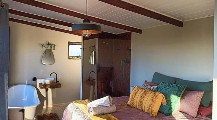 Salted Fynbos Staying