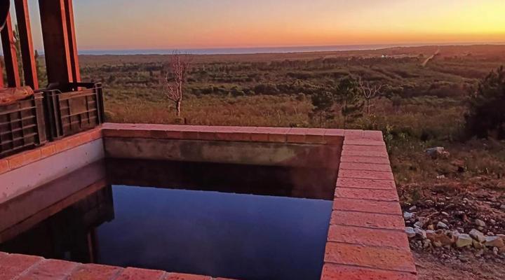 Salted Fynbos Staying