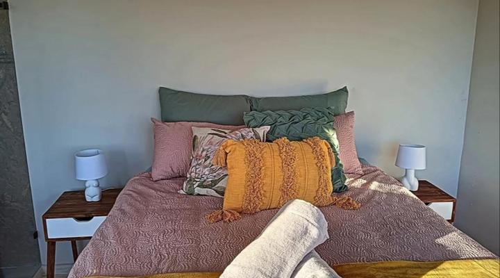 Salted Fynbos Staying