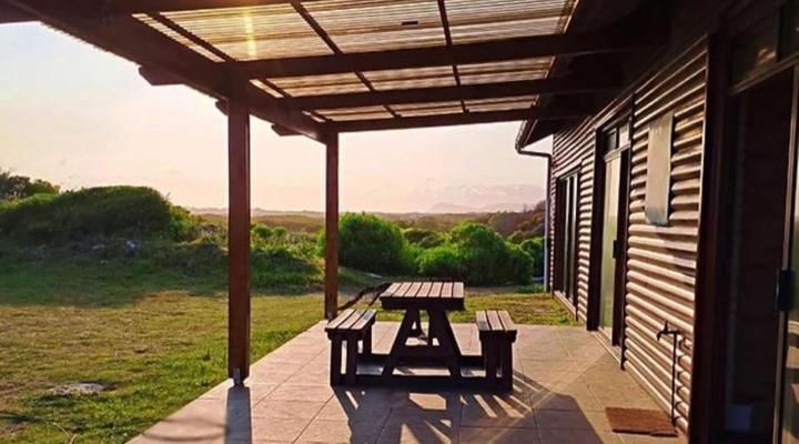 Salted Fynbos Staying