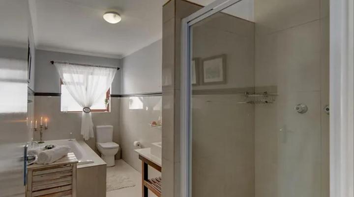 Salted Fynbos Staying