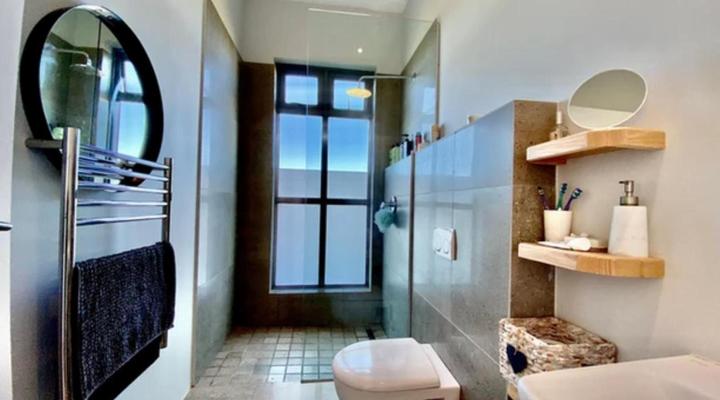 Salted Fynbos Staying