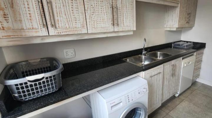 Salted Fynbos Staying