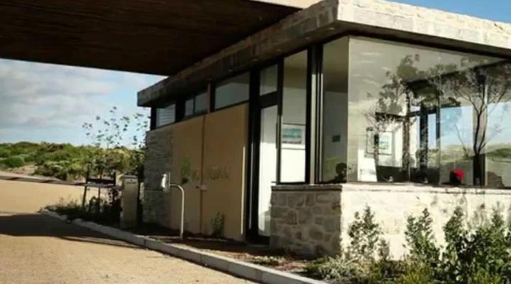 Salted Fynbos Staying