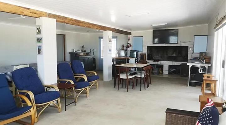 Salted Fynbos Staying