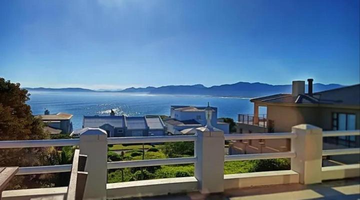 Salted Fynbos Staying