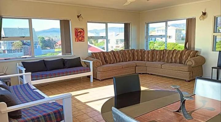 Salted Fynbos Staying