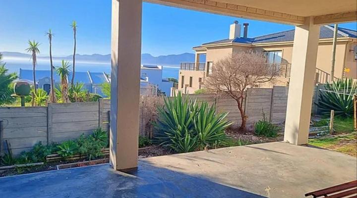 Salted Fynbos Staying