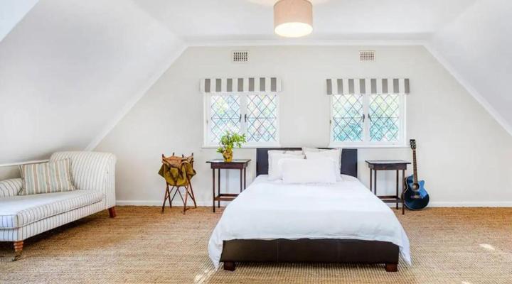 Idyllic Constantia Home