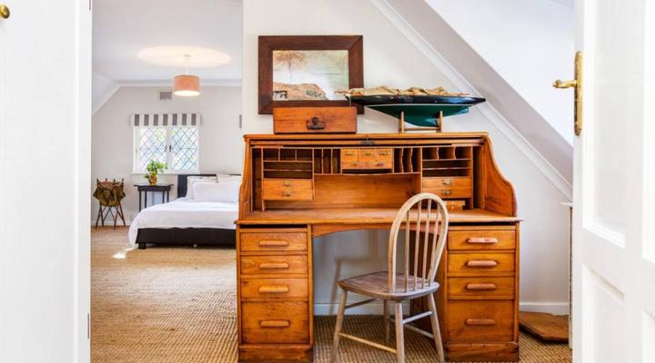 Idyllic Constantia Home