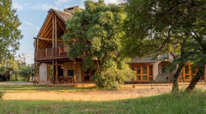 Moi Signature Luxury Villa's - Zebula Golf and Wildlife Estate