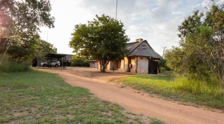 Moi Signature Luxury Villa's - Zebula Golf and Wildlife Estate