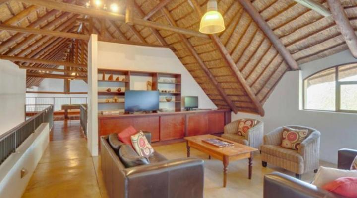 Moi Signature Luxury Villa's - Zebula Golf and Wildlife Estate