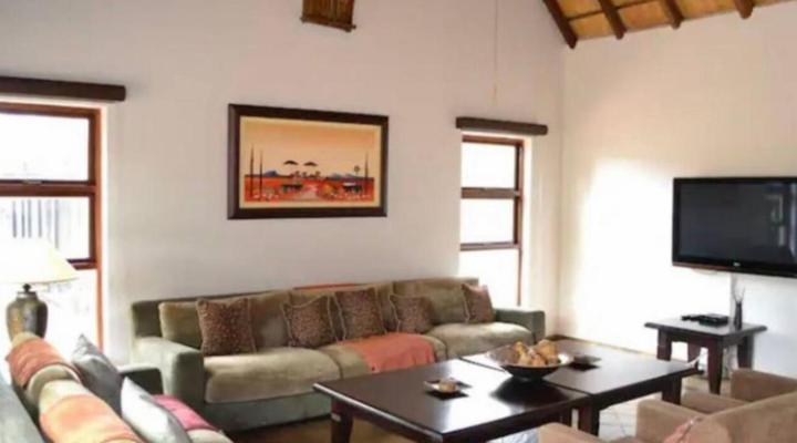 Moi Signature Luxury Villa's - Zebula Golf and Wildlife Estate