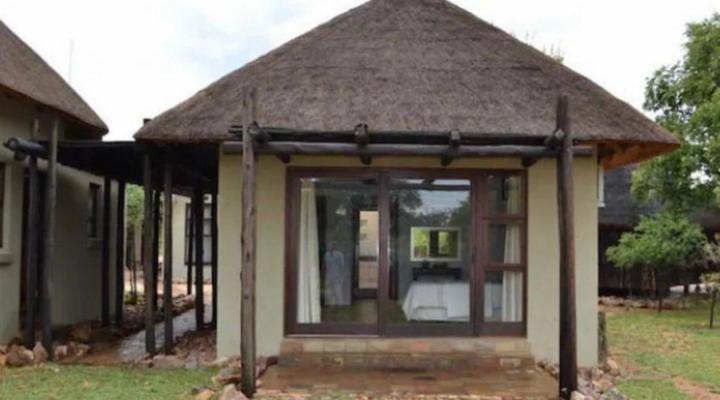 Moi Signature Luxury Villa's - Zebula Golf and Wildlife Estate