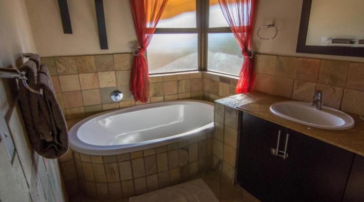 Moi Signature Luxury Villa's - Zebula Golf and Wildlife Estate