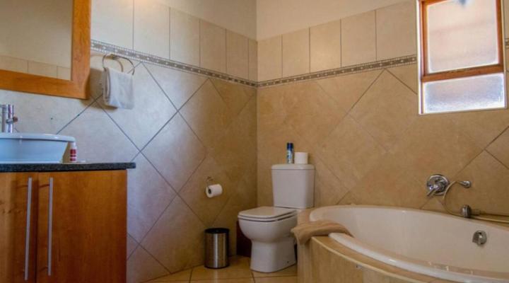 Moi Signature Luxury Villa's - Zebula Golf and Wildlife Estate