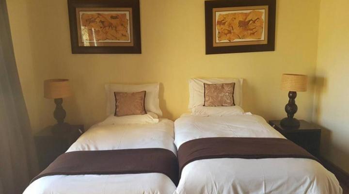 Moi Signature Luxury Villa's - Zebula Golf and Wildlife Estate