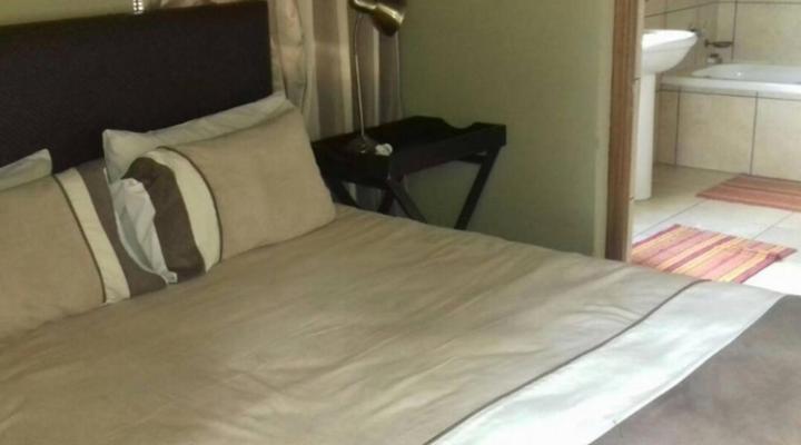 Moi Signature Luxury Villa's - Zebula Golf and Wildlife Estate