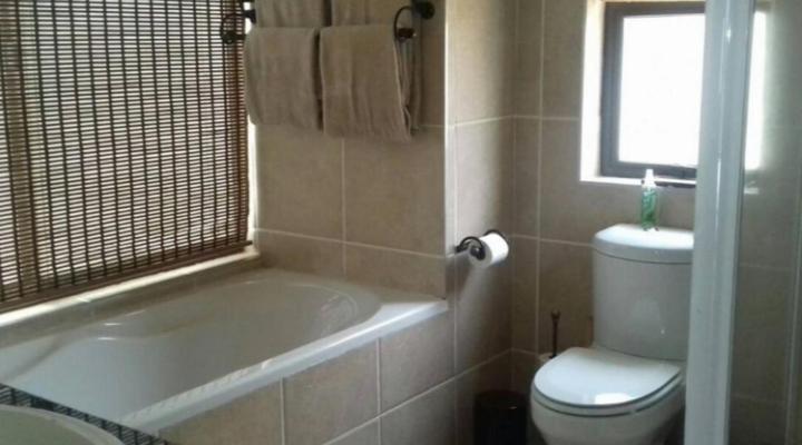 Moi Signature Luxury Villa's - Zebula Golf and Wildlife Estate