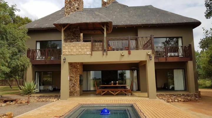 Moi Signature Luxury Villa's - Zebula Golf and Wildlife Estate