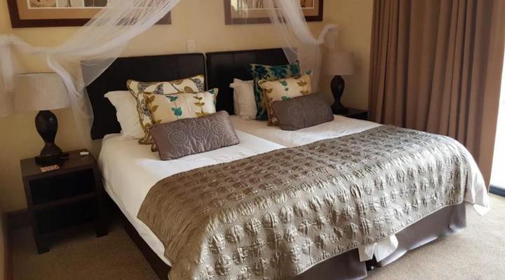 Moi Signature Luxury Villa's - Zebula Golf and Wildlife Estate