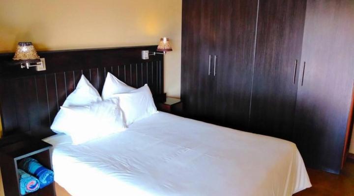 Moi Signature Luxury Villa's - Zebula Golf and Wildlife Estate