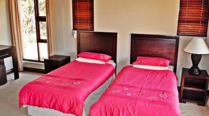 Moi Signature Luxury Villa's - Zebula Golf and Wildlife Estate