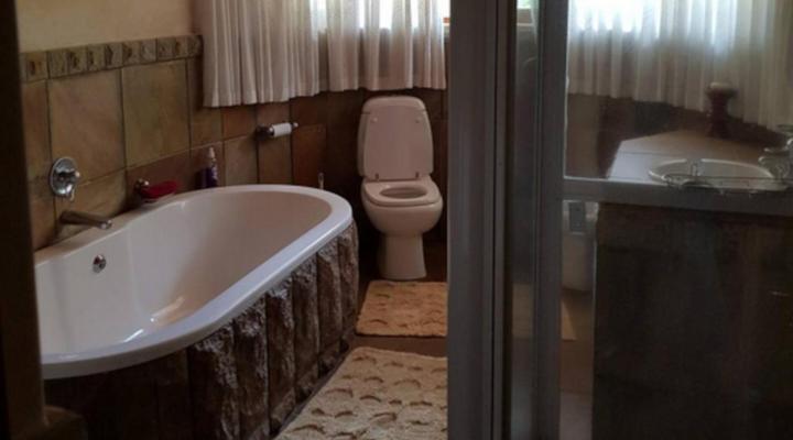 Moi Signature Luxury Villa's - Zebula Golf and Wildlife Estate