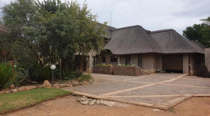 Moi Signature Luxury Villa's - Zebula Golf and Wildlife Estate