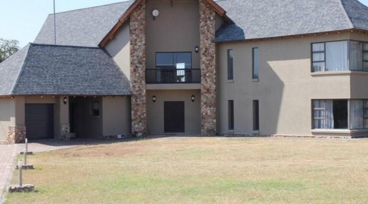 Moi Signature Luxury Villa's - Zebula Golf and Wildlife Estate