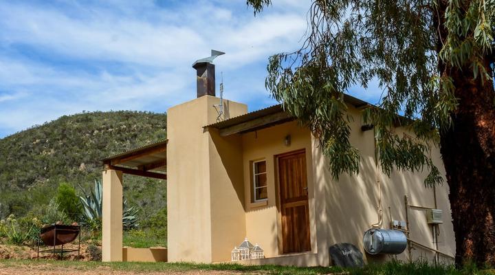 Farmer Redbeard Cottages